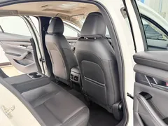 2022 Mazda Mazda3 2.0L AT, белый — фото 12