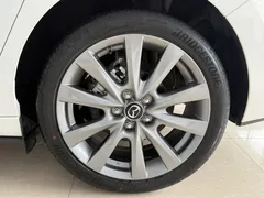 2022 Mazda Mazda3 2.0L AT, белый — фото 13