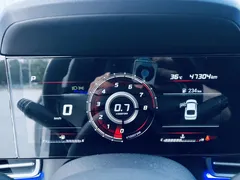 2022 Hyundai Elantra 1.5L CVT LUX Premium, белый — фото 11