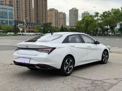 2022 Hyundai Elantra 1.5L CVT GLX Elite, белый — фото 5