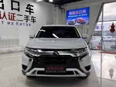 2021 Mitsubishi Outlander 2.0L 2WD 5-seat, белый — фото 2