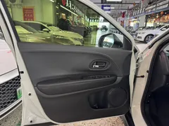 2022 Honda Vezel 1.5L CVT Pioneer, белый — фото 8