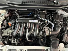 2022 Honda Vezel 1.5L CVT Pioneer, белый — фото 12