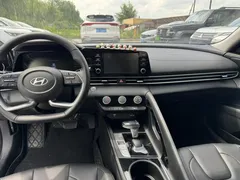 2023 Hyundai Elantra 1.5L CVT GLX Elite, белый — фото 9