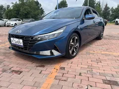 2022 Hyundai Elantra 1.5L CVT LUX Premium, синий — фото 1