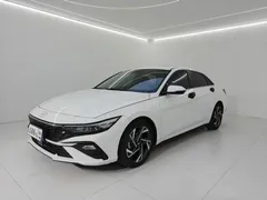 2023 Hyundai Elantra 1.5L CVT LUX Premium, белый — фото 1