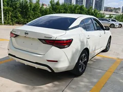 2021 Nissan Sylphy 1.6L XL CVT, белый — фото 5