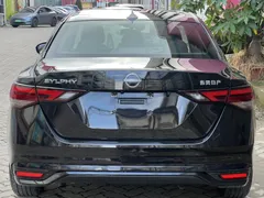 2023 Nissan Sylphy 1.6L CVT, чёрный — фото 11