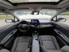 2021 Toyota C-HR 2.0L Elite, белый — фото 8