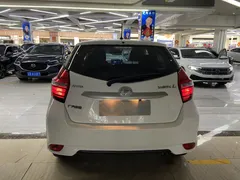 2022 Toyota Yaris L Zhixuan 1.5L CVT Leading Plus, белый — фото 8