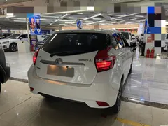 2022 Toyota Yaris L Zhixuan 1.5L CVT Leading Plus, белый — фото 9