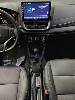 2022 Toyota Yaris L Zhixuan 1.5L CVT Leading Plus, белый — фото 13