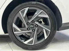 2023 Hyundai Elantra 1.5L CVT GLX Elite, белый — фото 20