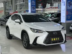 2022 Lexus NX 260 2WD, белый — фото 3