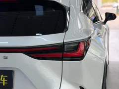 2022 Lexus NX 260 2WD, белый — фото 7