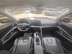 2022 Hyundai Elantra 1.5L CVT LUX Premium, синий — фото 16