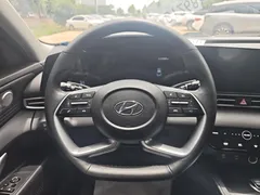 2022 Hyundai Elantra 1.5L CVT LUX Premium, синий — фото 18