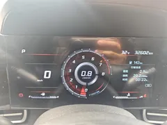 2022 Hyundai Elantra 1.5L CVT LUX Premium, синий — фото 21