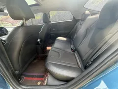 2022 Hyundai Elantra 1.5L CVT LUX Premium, синий — фото 16