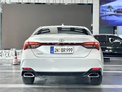 2022 Toyota Avalon 2.0L Luxury, белый — фото 8
