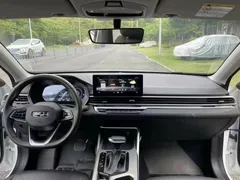 2022 Geely Emgrand 1.5L CVT Elite 4th Gen, белый — фото 3