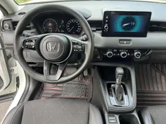 2023 Honda Vezel 1.5L CVT Tech, белый — фото 10