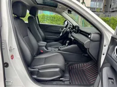 2023 Honda Vezel 1.5L CVT Tech, белый — фото 12