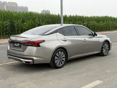 2022 Nissan Teana 2.0L XL-Upr Premium — фото 8