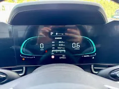 2023 Hyundai Elantra 1.5L CVT LUX Premium — фото 8