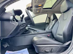 2023 Hyundai Elantra 1.5L CVT LUX Premium — фото 10