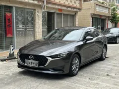 2022 Mazda Mazda3 2.0L AT — фото 1