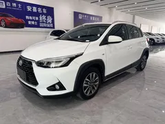 2022 Toyota Yaris L Zhixuan X 1.5L CVT Luxury Plus, белый — фото 1