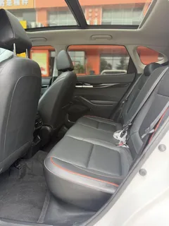 2023 Kia Seltos 1.5L IVT Luxury, белый — фото 10