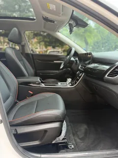 2023 Kia Seltos 1.5L IVT Luxury, белый — фото 12