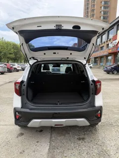 2023 Kia Seltos 1.5L IVT Luxury, белый — фото 13