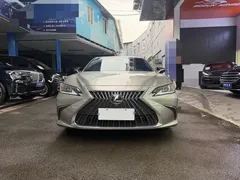 2022 Lexus ES 200 Excellence — фото 2