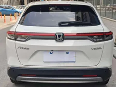 2023 Honda Vezel 1.5L CVT Tech, белый — фото 4