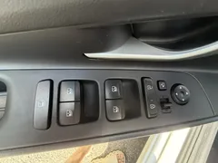 2022 Hyundai Elantra 1.5L CVT LUX Premium, белый — фото 6