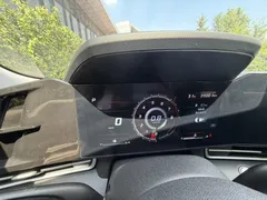 2022 Hyundai Elantra 1.5L CVT LUX Premium, белый — фото 8