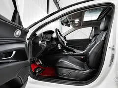 2023 Hyundai Elantra 1.5L CVT LUX Premium, белый — фото 19
