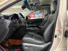 2022 Toyota Venza 2.0L CVT 2WD Premium — фото 10
