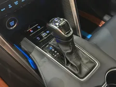 2022 Toyota Venza 2.0L CVT 2WD Premium — фото 18