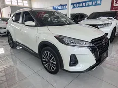 2022 Nissan Kicks 1.5L XV CVT Luxury, белый — фото 2