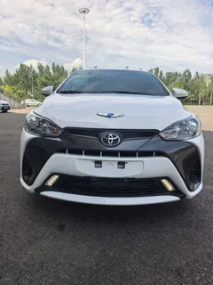 2022 Toyota Yaris L Zhixuan 1.5L CVT Leading Plus, белый — фото 4