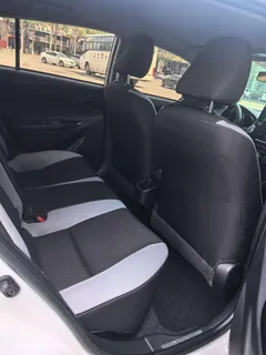 2022 Toyota Yaris L Zhixuan 1.5L CVT Leading Plus, белый — фото 9