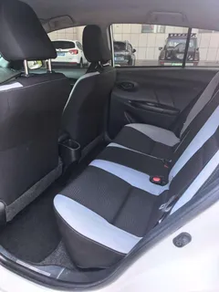 2022 Toyota Yaris L Zhixuan 1.5L CVT Leading Plus, белый — фото 12
