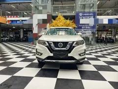 2022 Nissan X-Trail 2.0L 2WD Premium, белый — фото 2