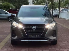2022 Nissan Kicks 1.5L XV CVT Luxury — фото 2