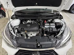 2022 Toyota Yaris L Zhixuan 1.5L CVT Luxury Plus, белый — фото 14