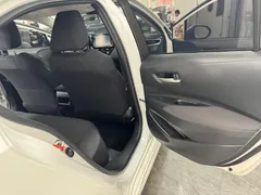 2021 Toyota Corolla 1.5L CVT Elite, белый — фото 10